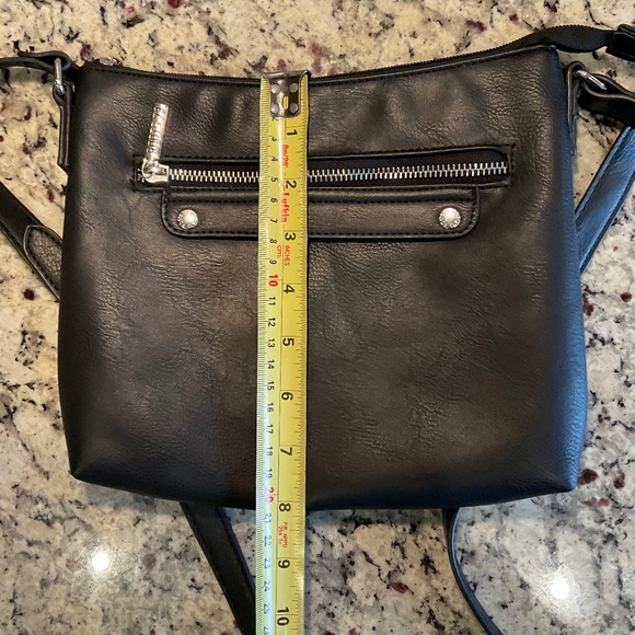 Roots 73 - Vegan Leather Crossbody Black Colour Shoulder Bag NWOT - Picture 16 of 16